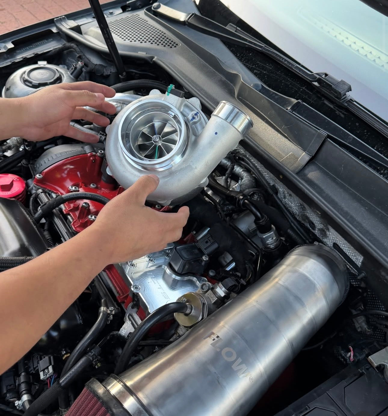 FLOW 6″ XL Titanium Intake Kit – MQB EA888